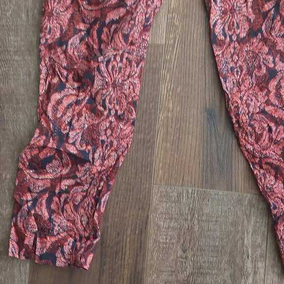 H&M pants - Picture 8 of 9